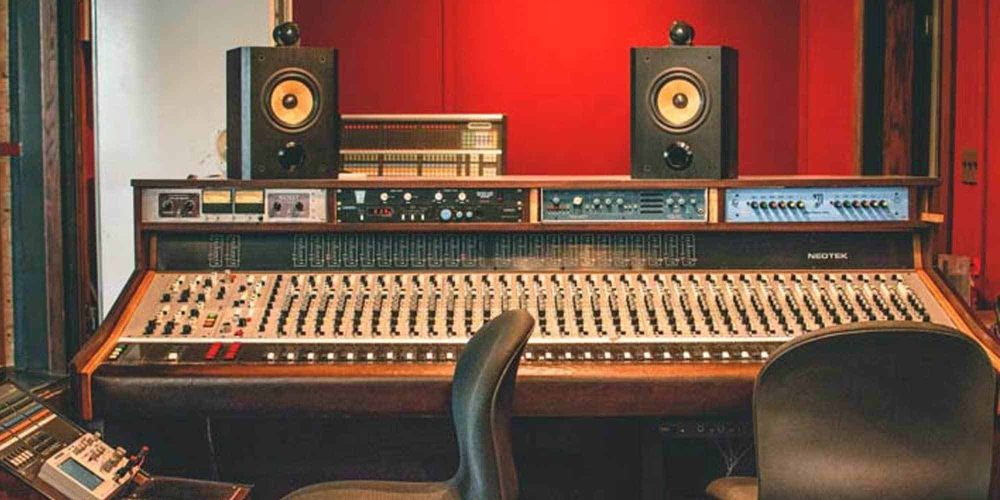 Vintage Studio